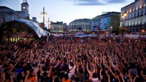 Plaza-Sol-mayo-C15M_EDIIMA20150514_0621_4